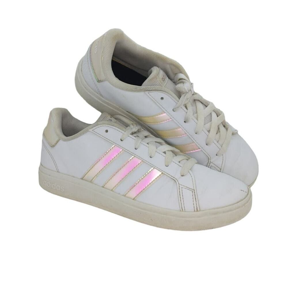 ADIDAS GRAND COURT Womens White w/SilverPearl Stripes Sneakers - Size: 5